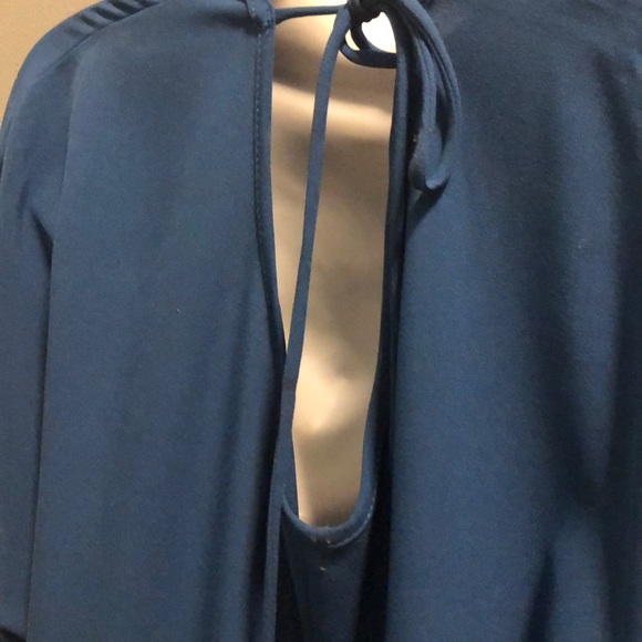 Dress - Picture 3 of 4